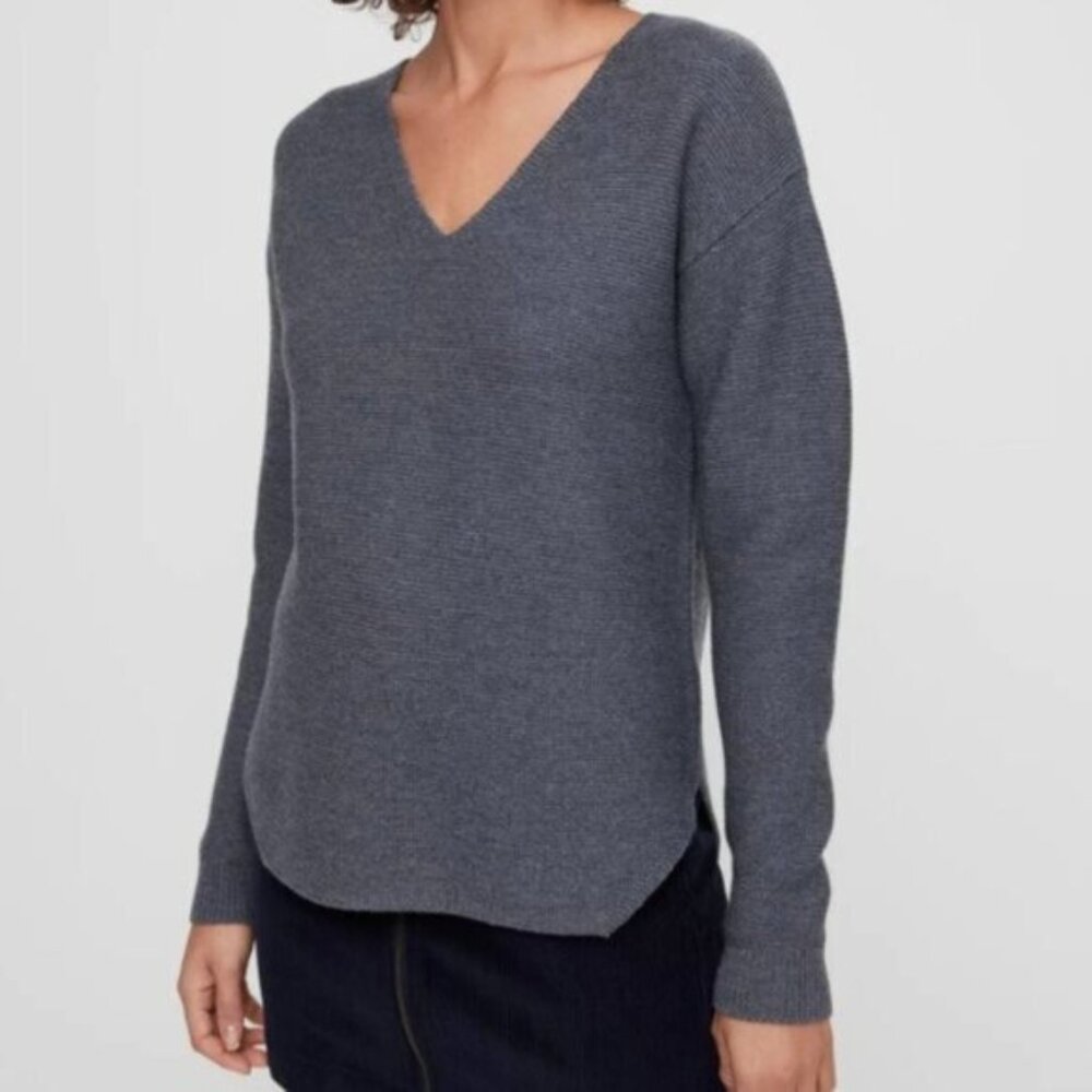 Aritzia Wilfred Free Wolter Black Waffle Knit V neck Sweater Size S